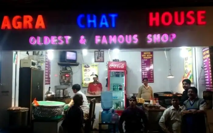 5 Popular Hot-Spots Serving the Best Street Food in Agra 4 acj 2003 street food in agra