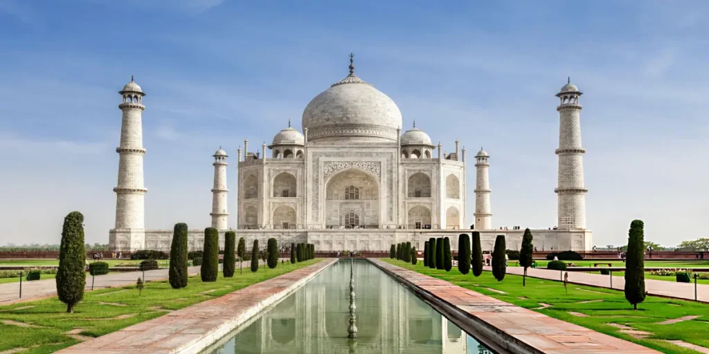 20 Best Places to Visit in Agra in 2025 1 dl.beatsnoop.com final jBiozJZTCF