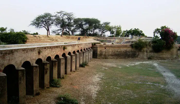 10 Soulful Retreats Near Agra for a Peaceful Getaway 6 Aligarh