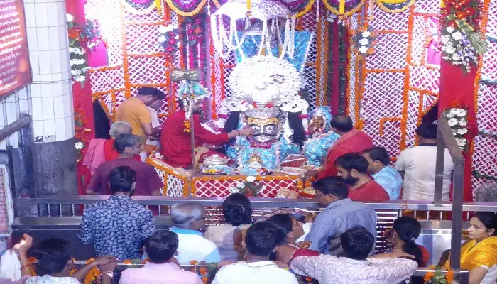 Explore the True Charm of Agra with Kaulakha Village 7 Mankameshwar Temple1