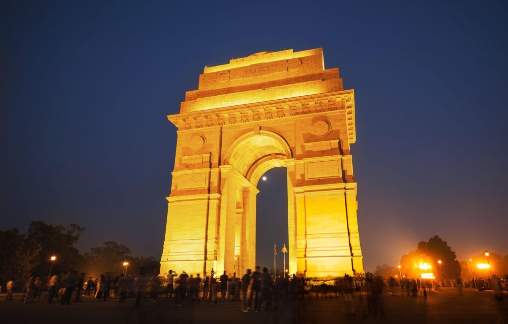 From Streets to Stories: The Power of Walking Tours in India 1 From Streets to Stories: The Power of Walking Tours in India